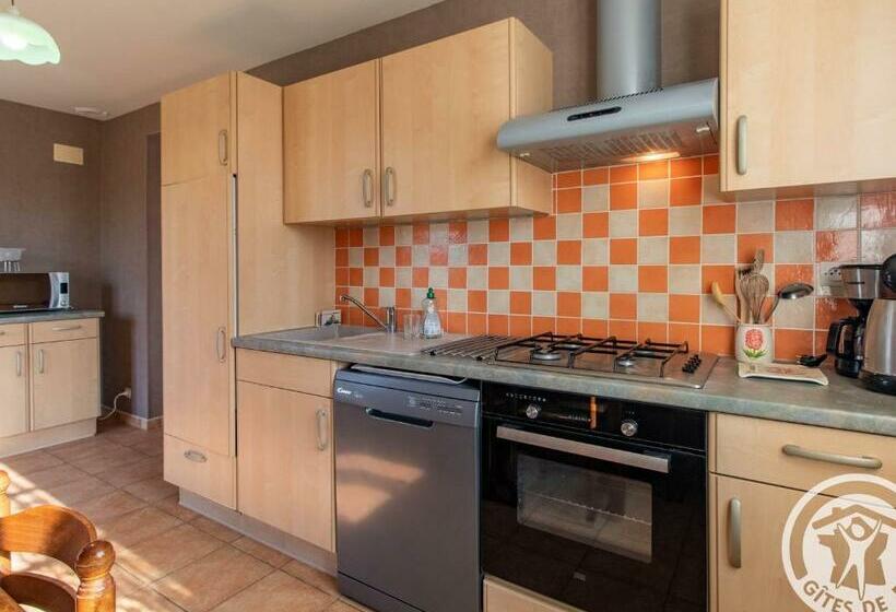 Gîte Familial Près De La Loire Avec Grand Jardin, Parking Privé, Proche Saumur Et Activités Nautique