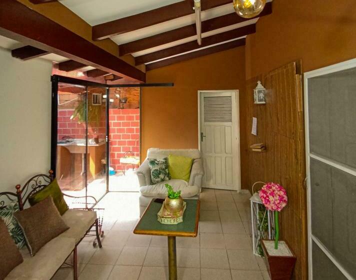 Acogedor Independiente Casa Jh B