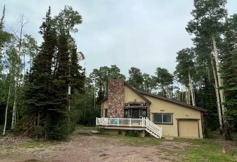 Brian Head Cabin   1 Mile From All Ski Lifts! Cozy, Spacious & Lots Of Fun