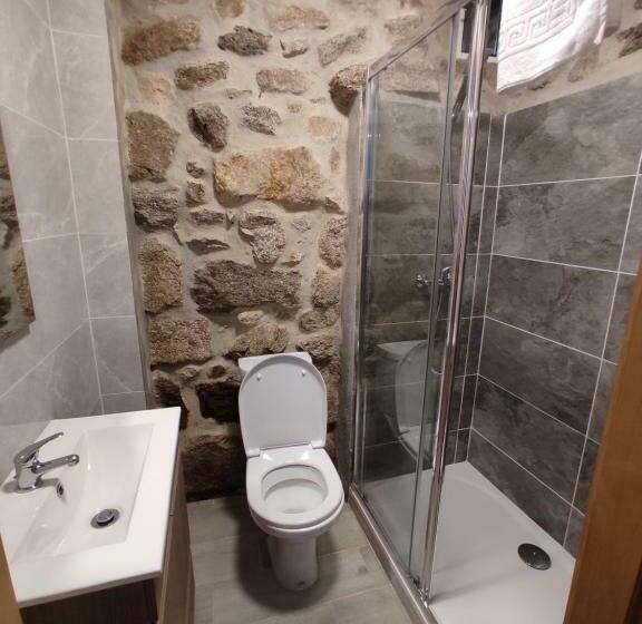 Casa Do Vale   Casa Termal   Gerês / Xures