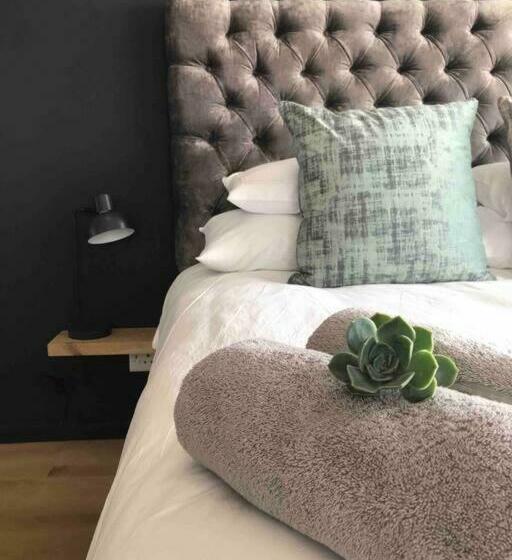 Imoyo Inn Luxury Ocean View Family House Sandbaai