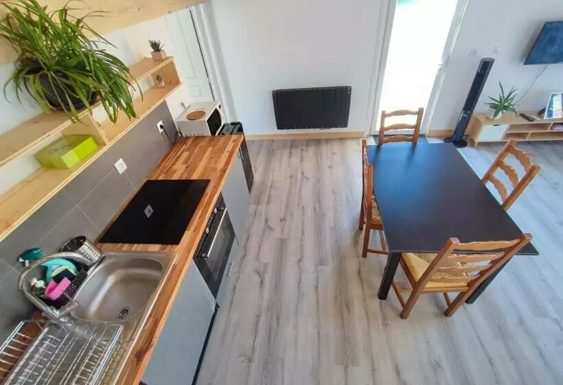 Petit Coin De Bonheur Studio Neuf Et Lumineux à 5mins Du Centre Ville