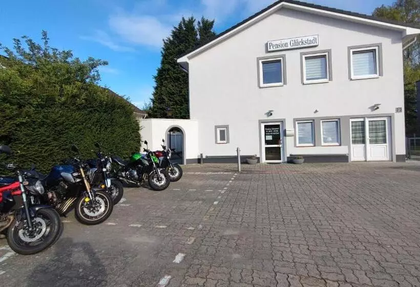 Bed and Breakfast Pension Glückstadt