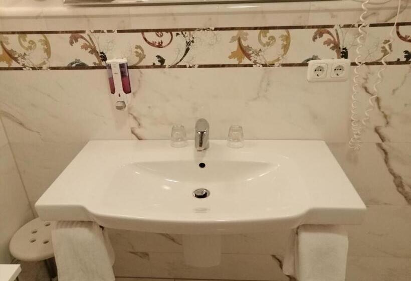 ホテル Alter Landkrug