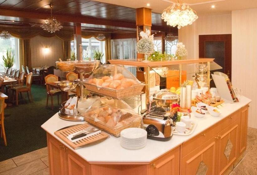 ホテル Alter Landkrug