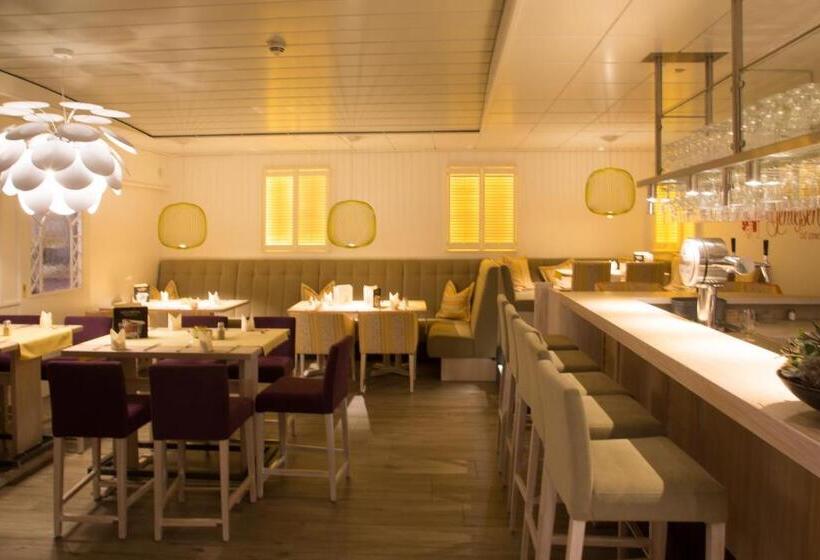 ホテル Alter Landkrug