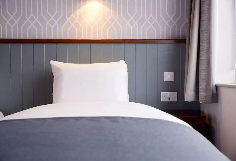 Hotel Chase Inn By Greene King Inns