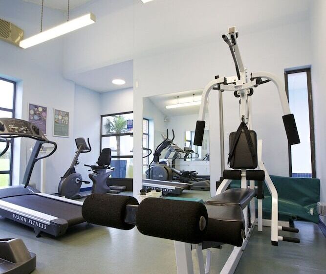 בית מלון כפרי Cranfield Management Development Centre