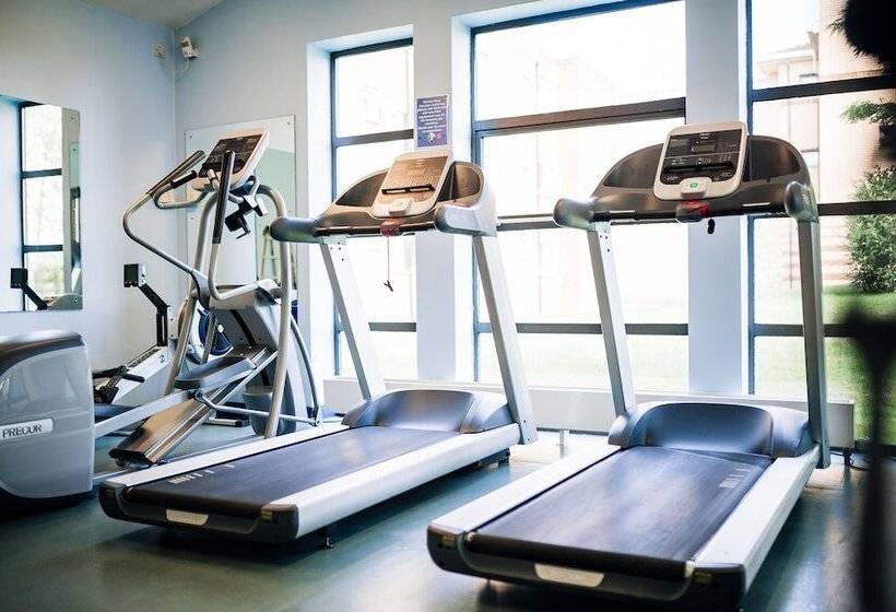 בית מלון כפרי Cranfield Management Development Centre