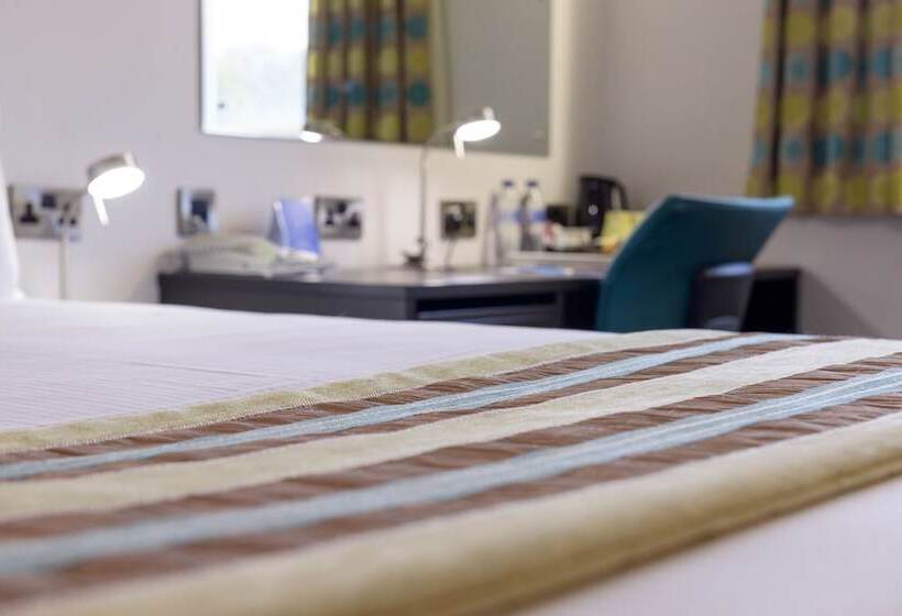 בית מלון כפרי Cranfield Management Development Centre