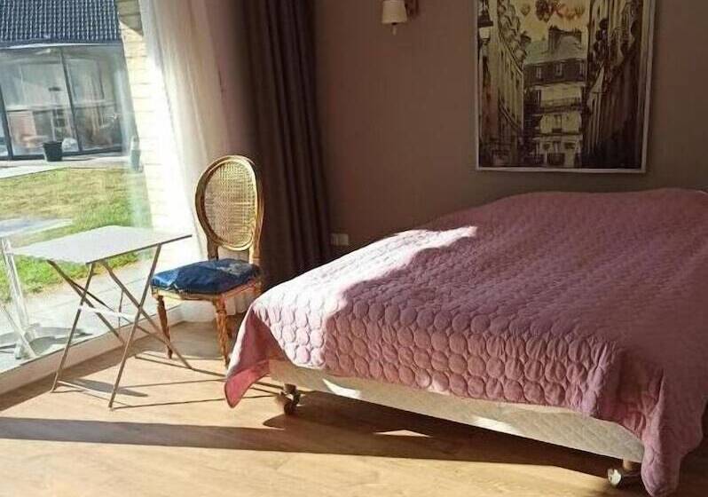 בית מלון כפרי Fleur De Lys