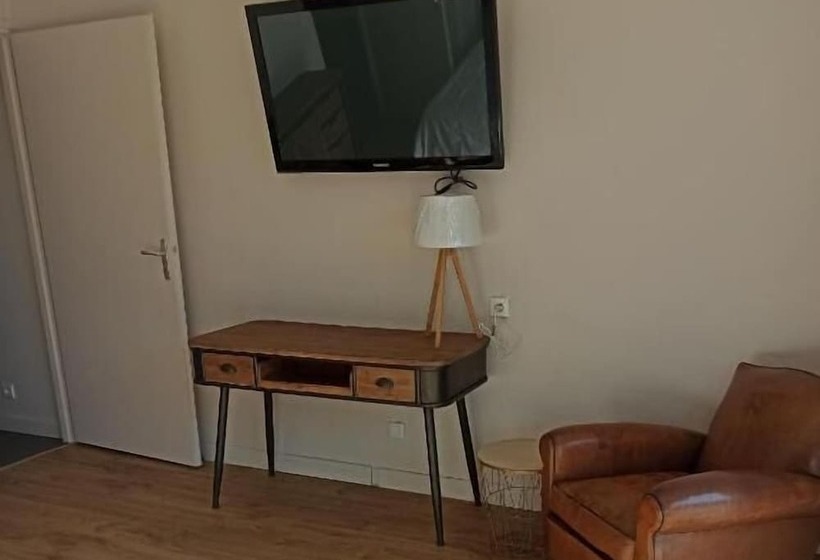 בית מלון כפרי Fleur De Lys