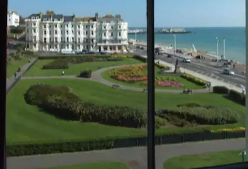 هتل Hastings House