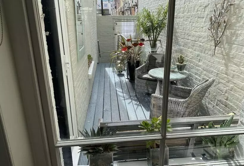 هتل Hastings House