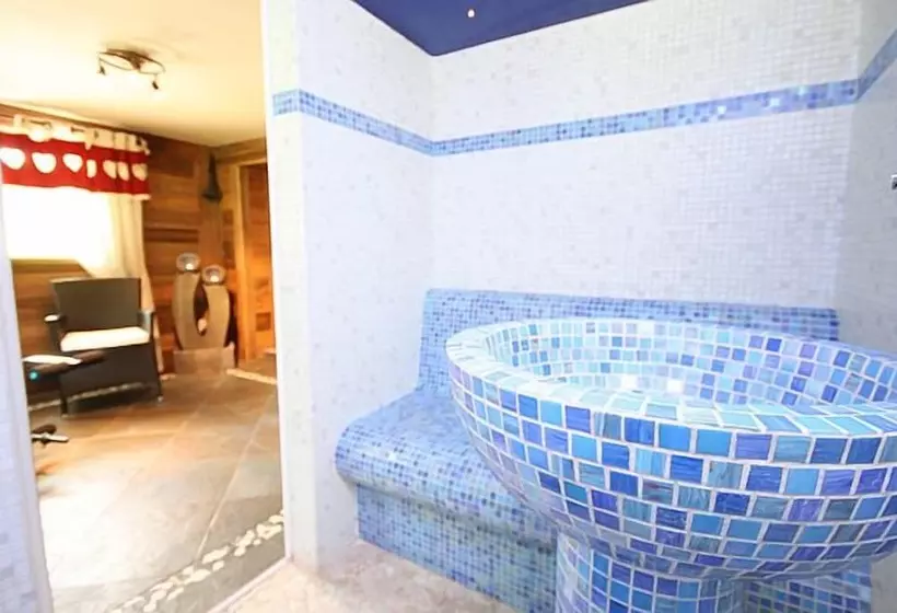 هتل Hôtel Le Kandahar