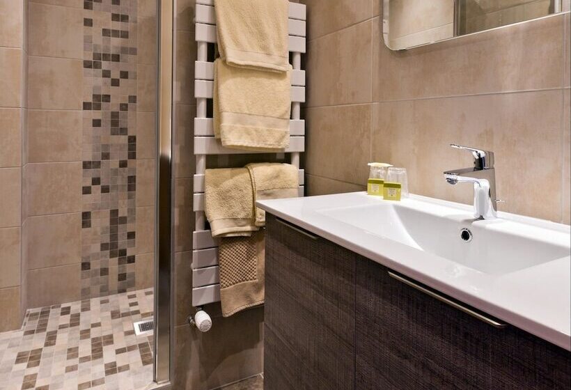 בית מלון כפרי Hôtel Le Kandahar