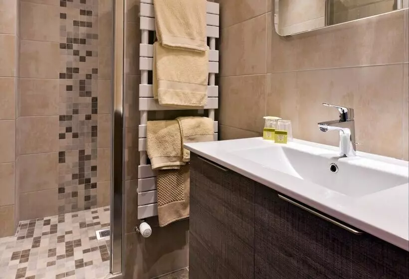 هتل Hôtel Le Kandahar