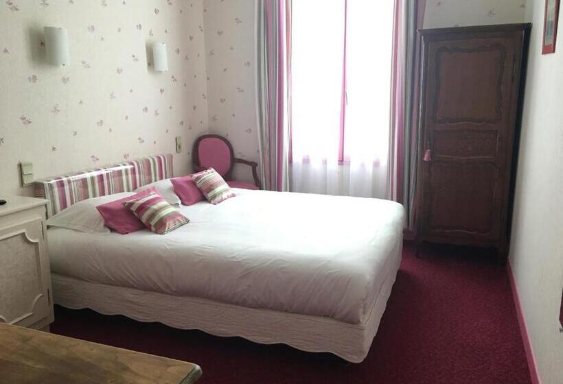 Отель Hôtel Restaurant Le Grillon