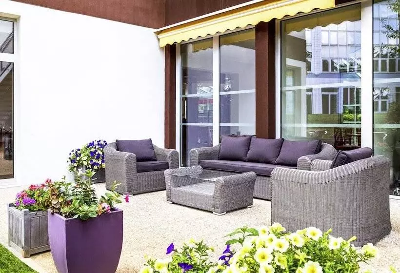 فندق Ibis Paris Meudon Velizy