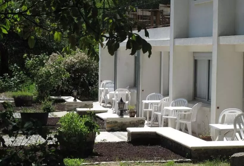 בית מלון כפרי La Longue Vue