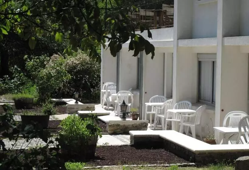 בית מלון כפרי La Longue Vue