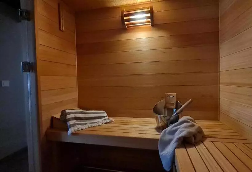 Отель Le C Boutique Hôtel