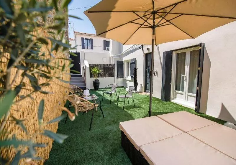 Отель Le C Boutique Hôtel