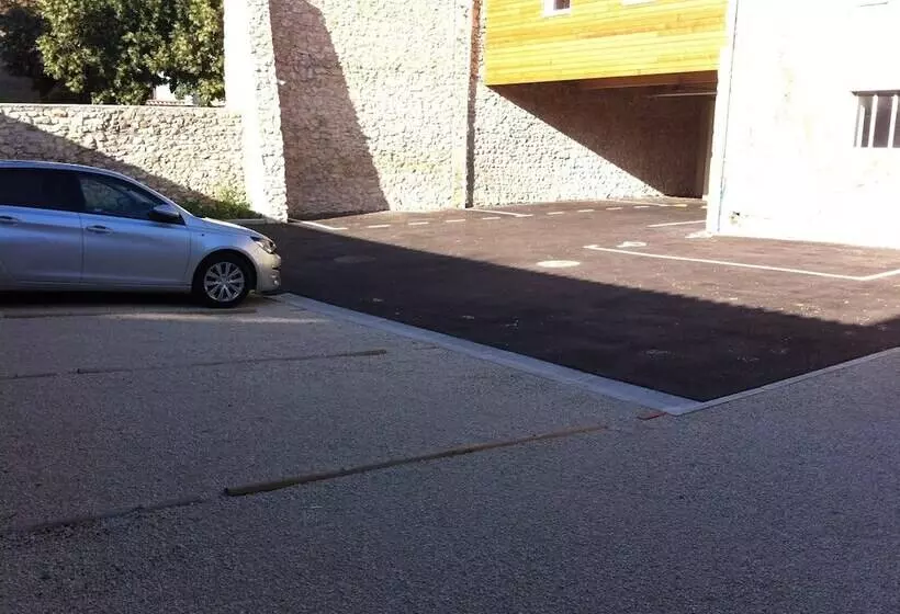 Отель Le Carré D Alethius Logis Hôtel Restaurant