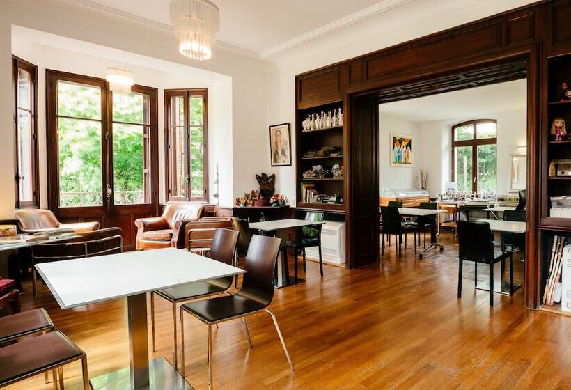 酒店 Le Manoir D Agnès Logis Hôtel Restaurant