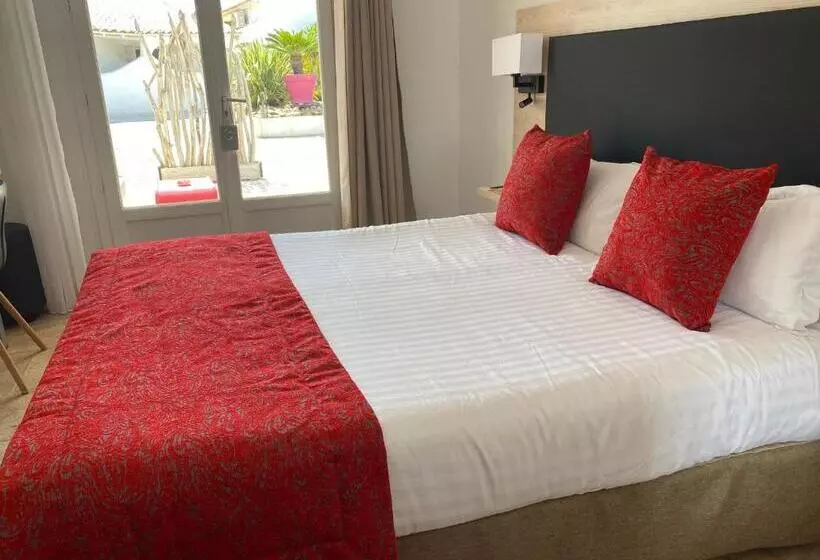 Otel Le Mas De Cocagne