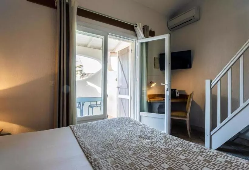 Otel Le Mas De Cocagne