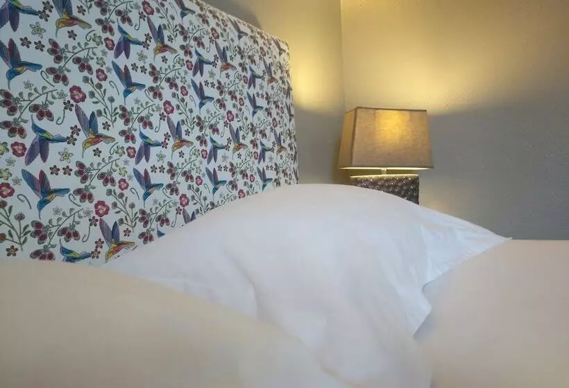 Contact Hotel Le Sud Montpellier Aéroport Parc Expo Arena