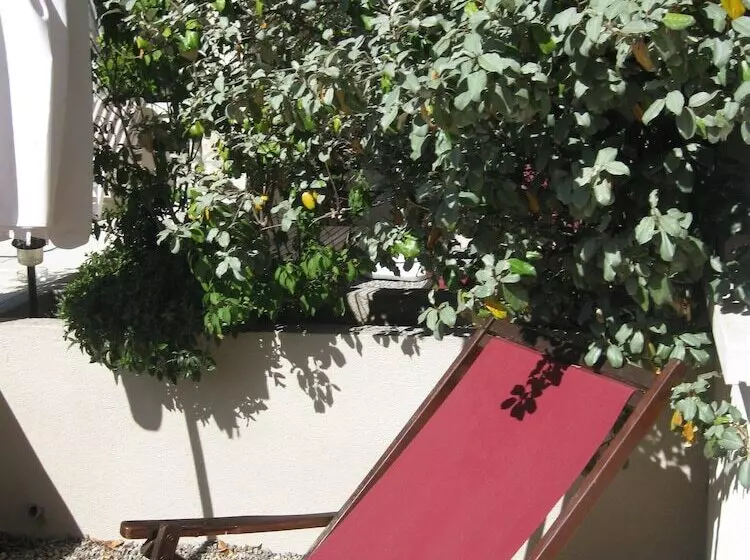 ホテル Le Vieil Amandier