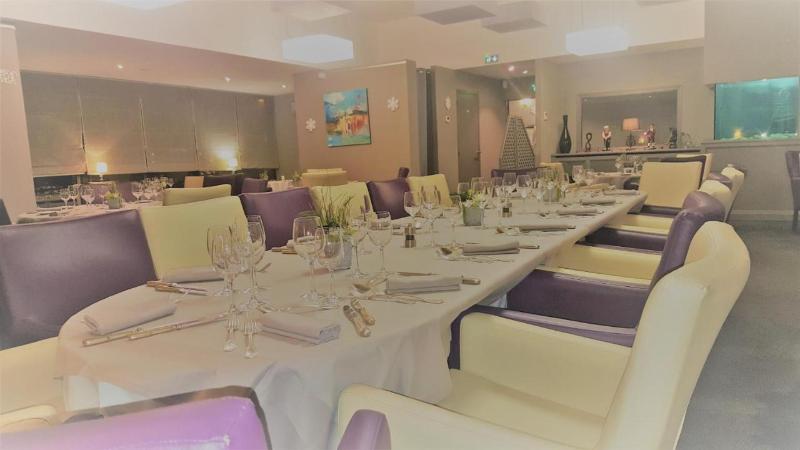 Hotell Logis   Hôtel Du Nord Et Restaurant La Table D Elisa