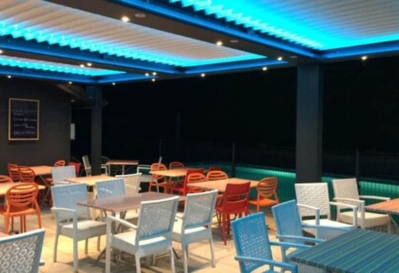 호텔 Logis Le Relais De Sassenage