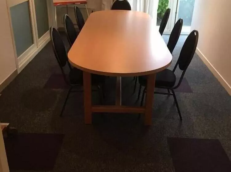 Отель Logis Le Relais De Sassenage