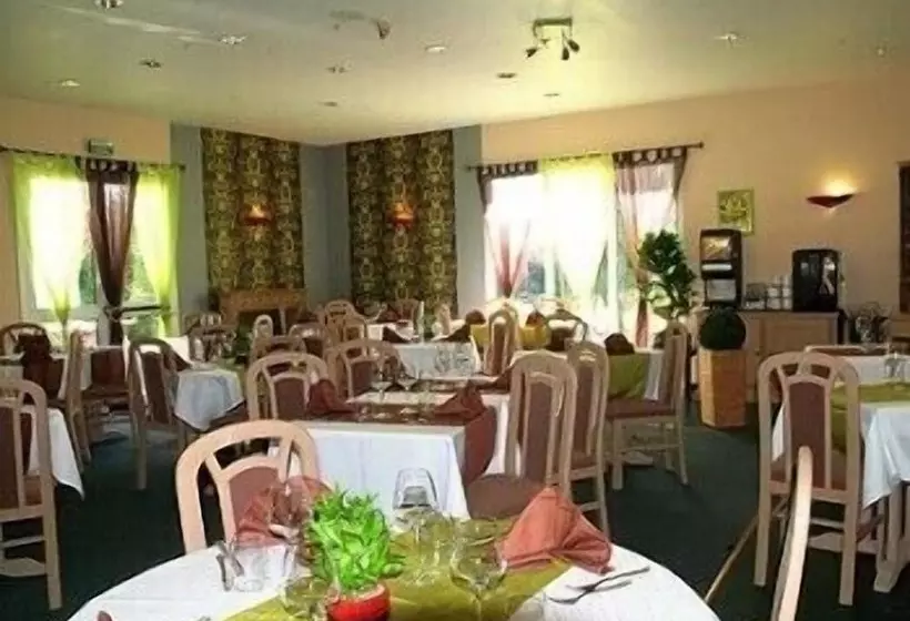 Logis Hotel Des Portes De Meuse