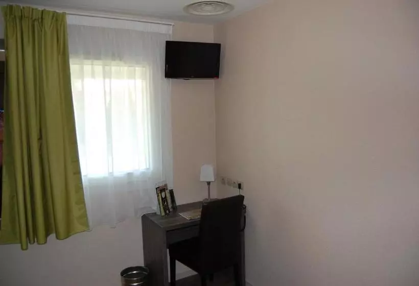 Logis Hotel Des Portes De Meuse