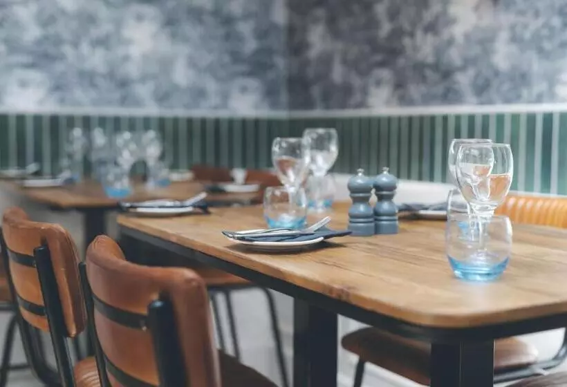 Somerset House Boutique Hotel And Restaurant