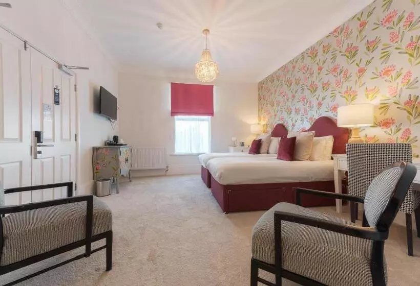 Somerset House Boutique Hotel And Restaurant