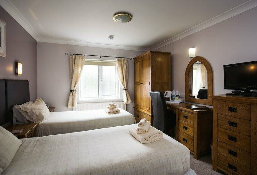 فندق The Coach House