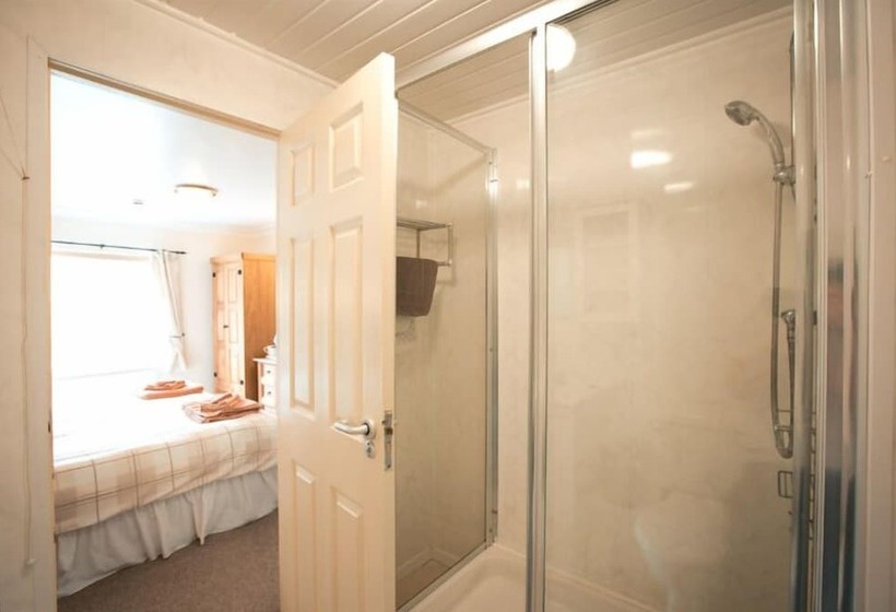 فندق The Coach House