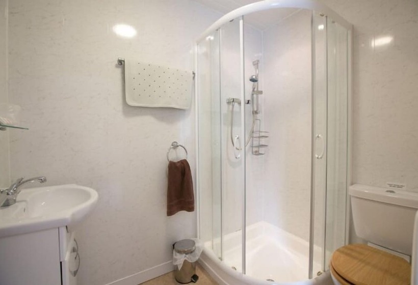 فندق The Coach House