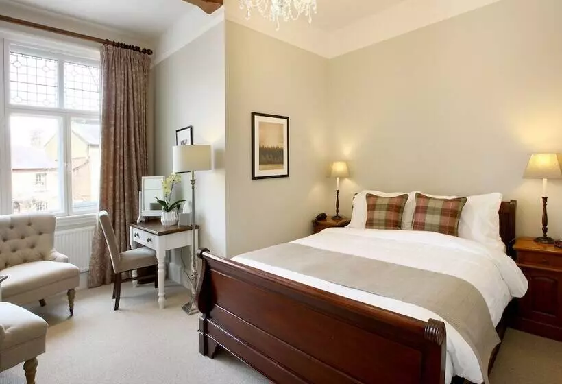 فندق The Five Arrows