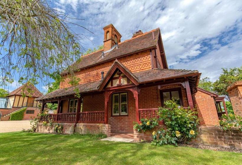 酒店 The Five Arrows