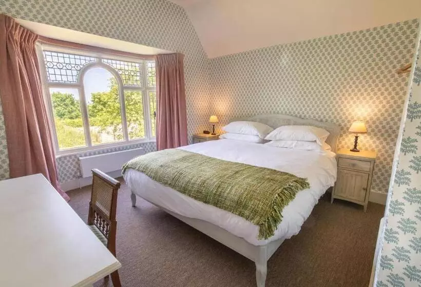 فندق The Five Arrows