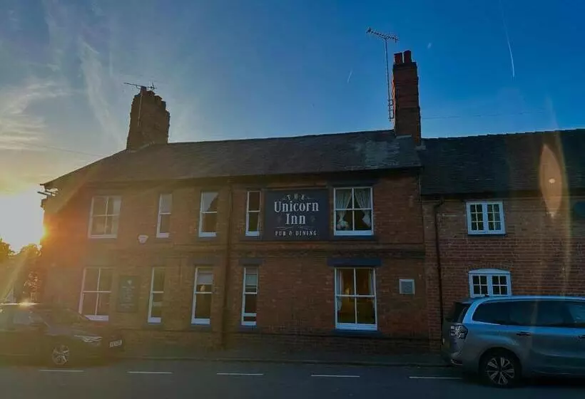 ホテル The Unicorn Inn