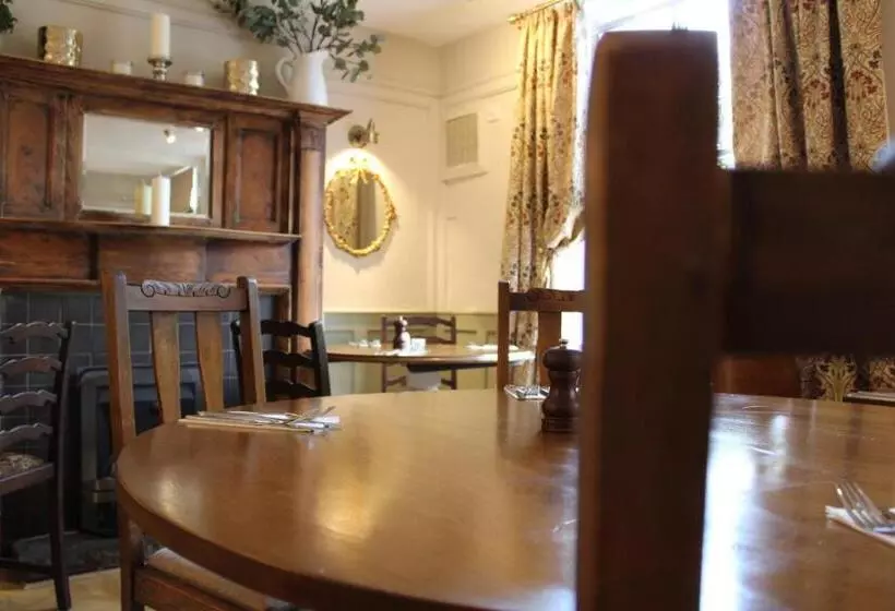 ホテル The Unicorn Inn