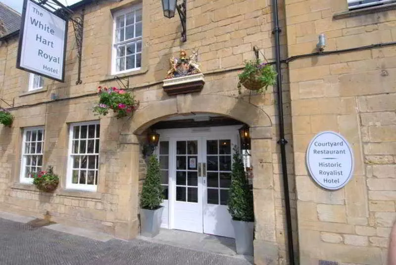 Hotel The White Hart Royal, Moretoninmarsh, Cotswolds