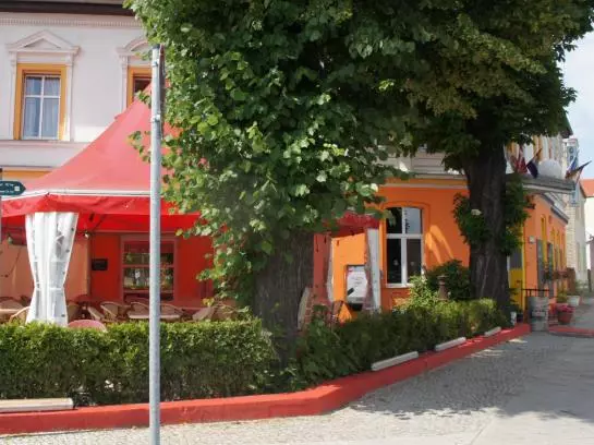 Majatalo Velten Gasthof